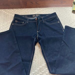 BARELY WORN DL1961 JEANS